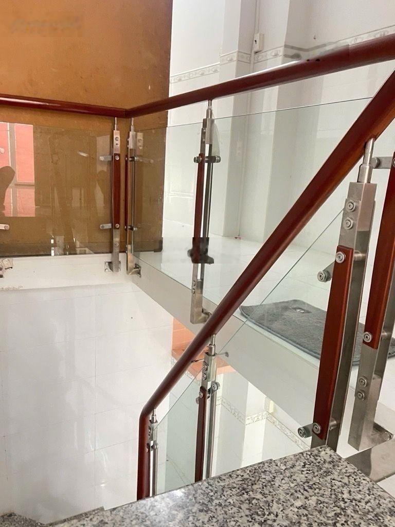 Shr- 5,8 tỷ - nhà 2 mặt hẻm đường ngô gia tự - nhà 2 tầng - dtcn 41m2