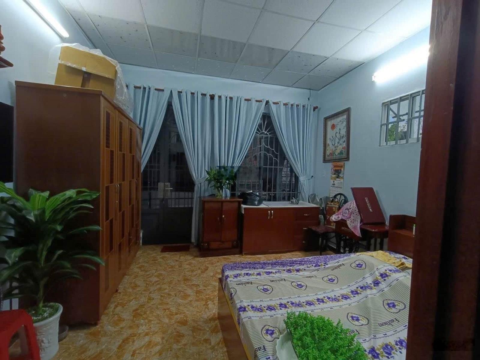 Bán nhà mặt tiền đường B4 Tây Thạnh Tân Phú, 34m2, 4 x 8.5m, xe hơi đỗ cổng, giá chỉ 4.9 tỷ