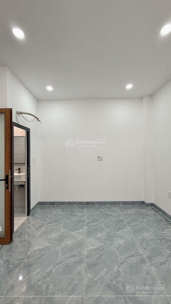 Nhà Bán tại Kinh Dương Vương, An Lạc, Quận Bình Tân, 5 Tầng DT 4x13m2 .giá chỉ 7,7 tỷ VND