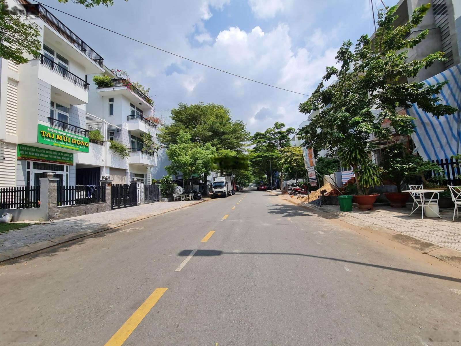 Lô đất biệt thự đơn lập KDC Khang Điền, Phước Long B, Tp Thủ Đức. DT: 302m2 /Giá bán 22.65 Tỷ