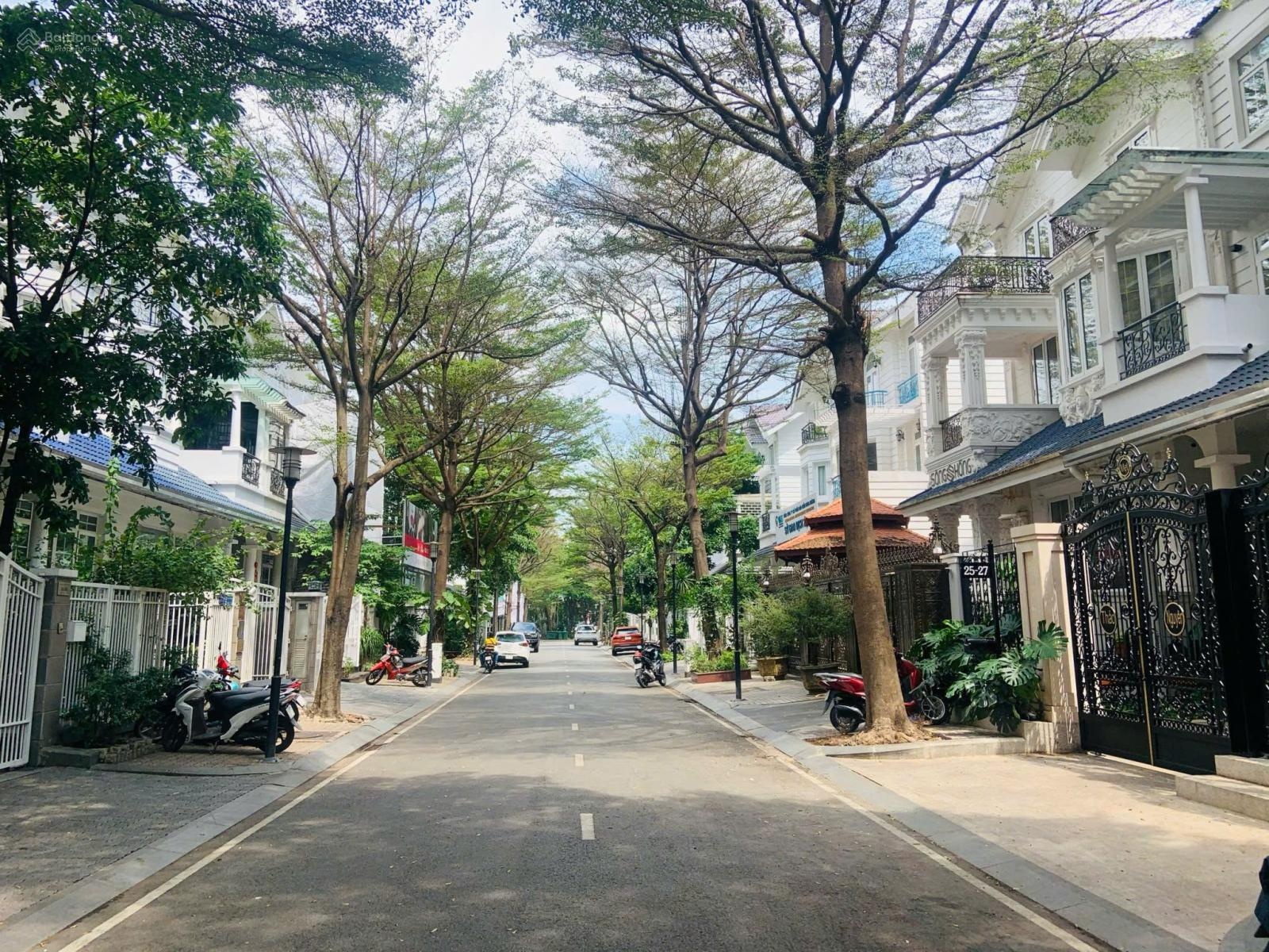 Bán biệt thự Sài Gòn Pearl DT đất: 7*21m, DTSD: 439 m2 view sông. Căn duy nhất đang bán