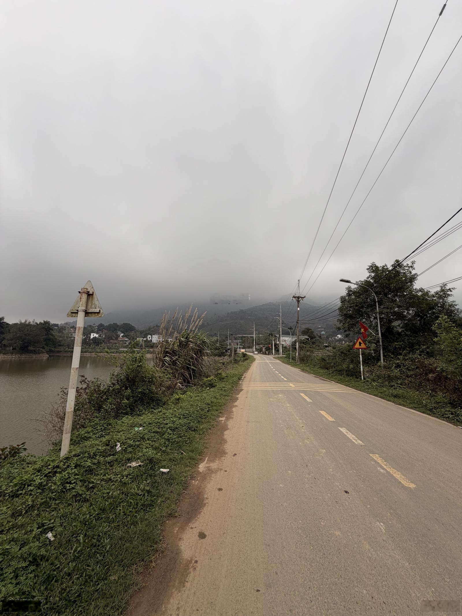 Bán Đất Nghỉ Dưỡng Mặt Hồ Đồng Vỡ 982m2, Phú Mãn Quốc Oai, Hà Nội Víp