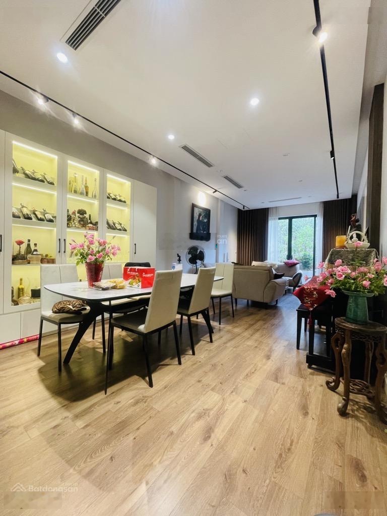 Lô góc phố Trương Định, Tân Mai, đúng 1 nhà ra phố, oto dừng đỗ ngày đêm