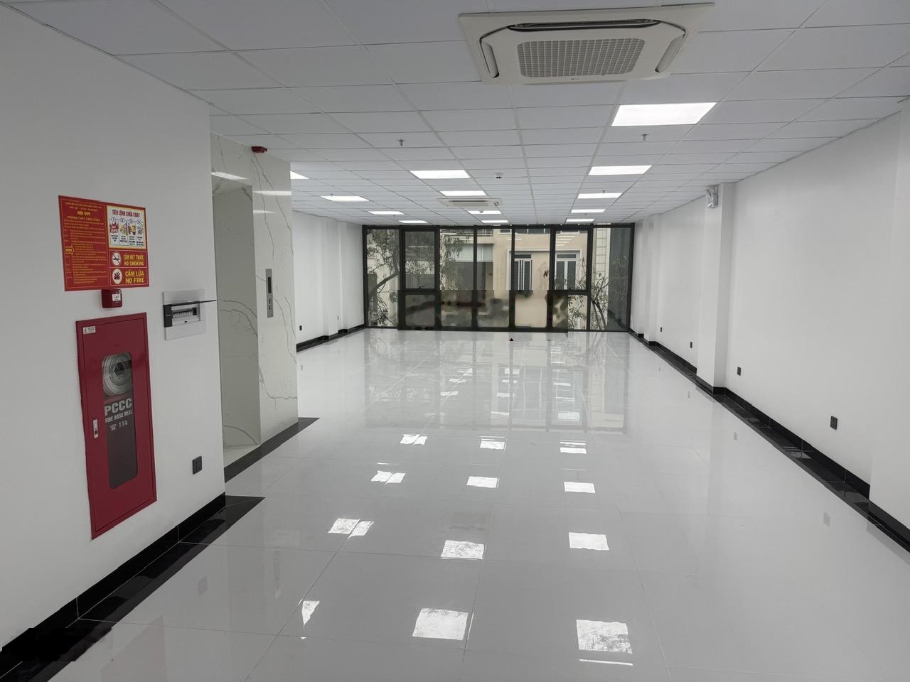 CT siêu phẩm, toà nhà văn phòng đường Lê Đức Thọ - Nam Từ Liêm. 120m2, 7 tầng, 1 hầm. Giá 120 triệu
