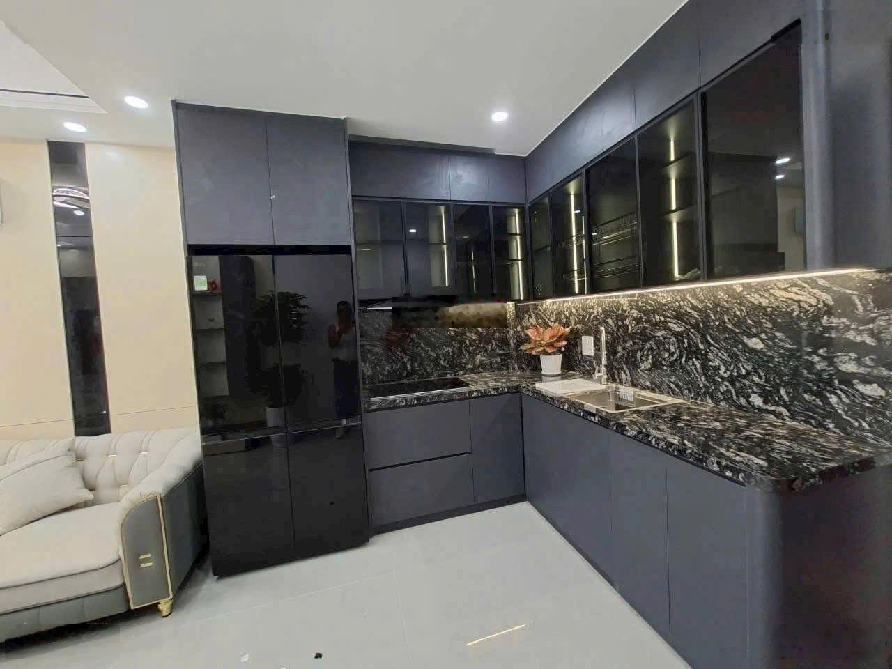 Hoa hậu thạch bàn - ô tô vào nhà full nội thất long lanh - giá 11,5 tỷ