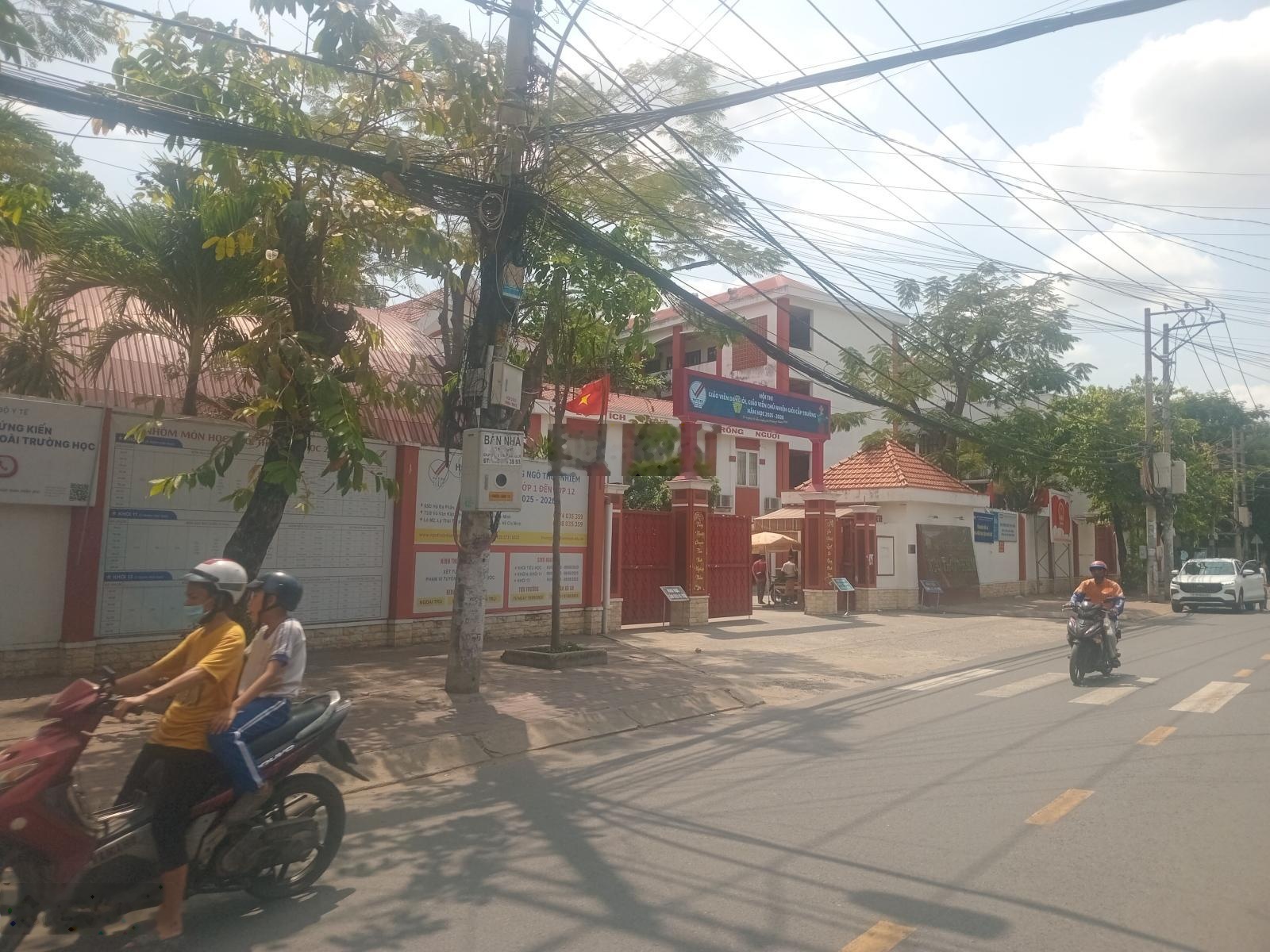 Siêu phẩm mtkd đình phong phú - tăng nhơn phú - 80m2 - chỉ 6 tỷ