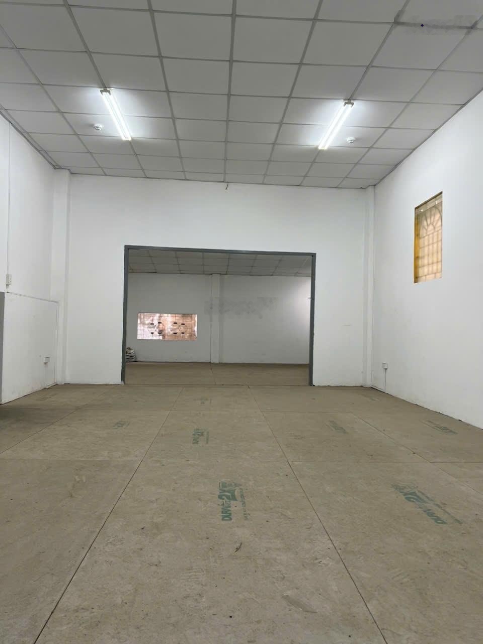 Cho thuê kho xưởng 750m2 Quận Tân Bình ( Pccc thẩm duyệt )