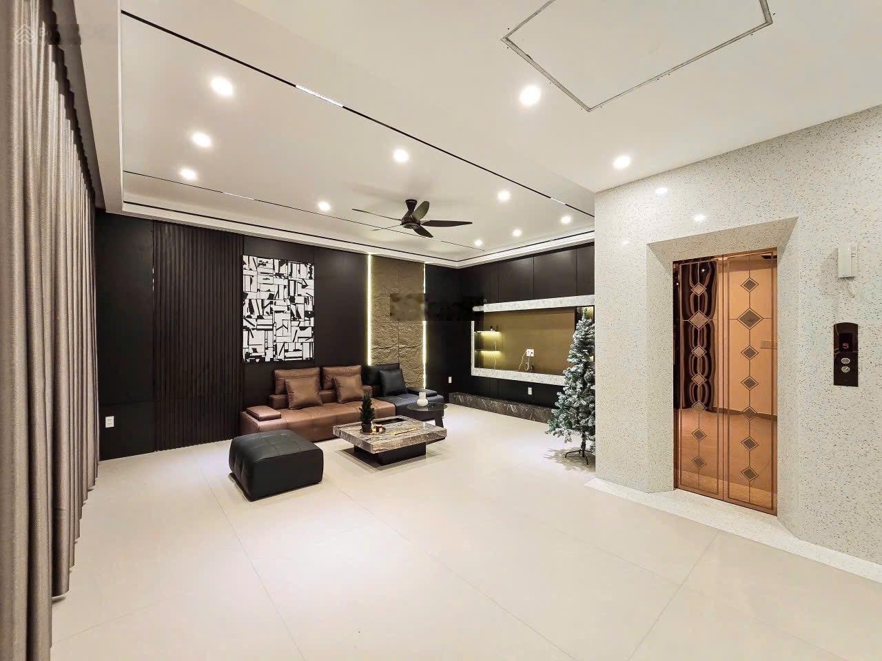 Spcc- BÁN CĂN NHÀ 60m x 4.5 tầng thang máy TĐC TAM KÌ - An biên - HP . Hướng tây tứ trạch