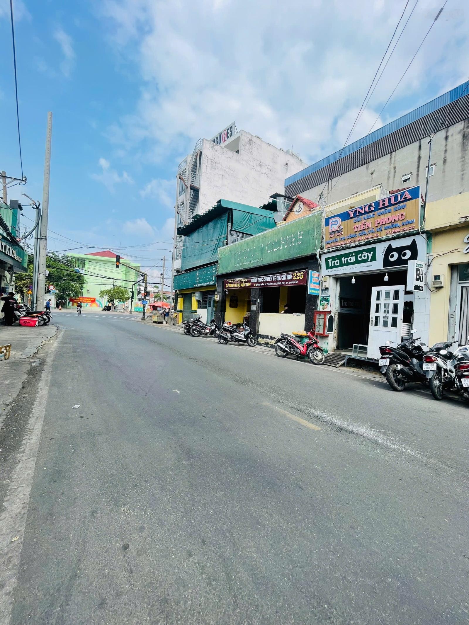 Bán nhà góc 2 mặt tiền Bác Ái, Lương Khải Siêu ngang 17m cực hiếm giá trung tâm TP.Thủ Đức giá ngộp