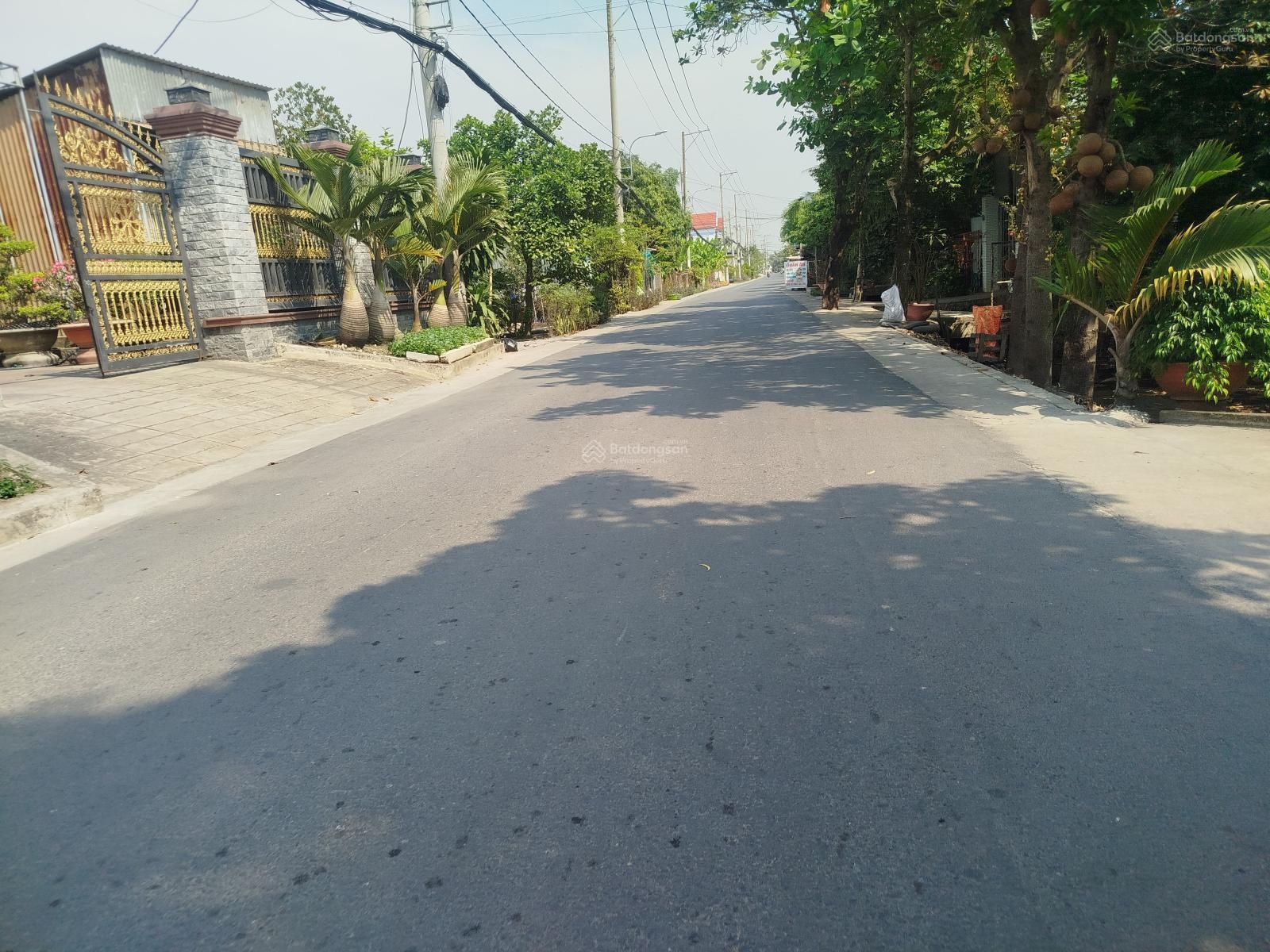 Khuôn đất to - đầy tư nhà vườn nghỉ dưỡng - Tân Quý Tây - Bình Chánh - 2.000m2 - 250m2 thổ giá 20tỷ