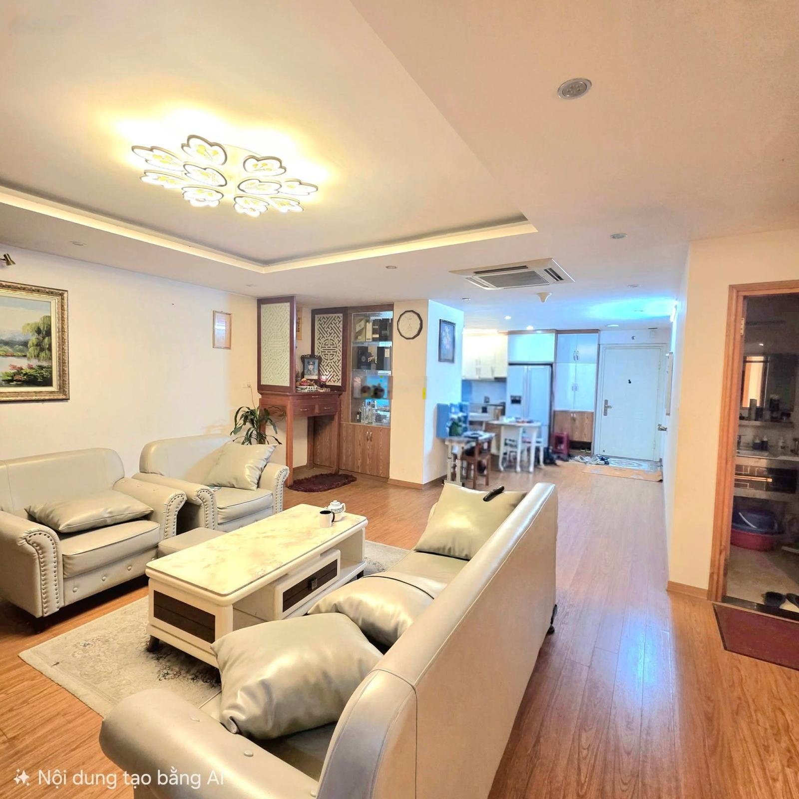 Quận ủy Tây Hồ 50m2 x 8 tầng, giá 32 tỷ, thang máy, vỉa hè ô tô tránh dừng đỗ, kinh doanh