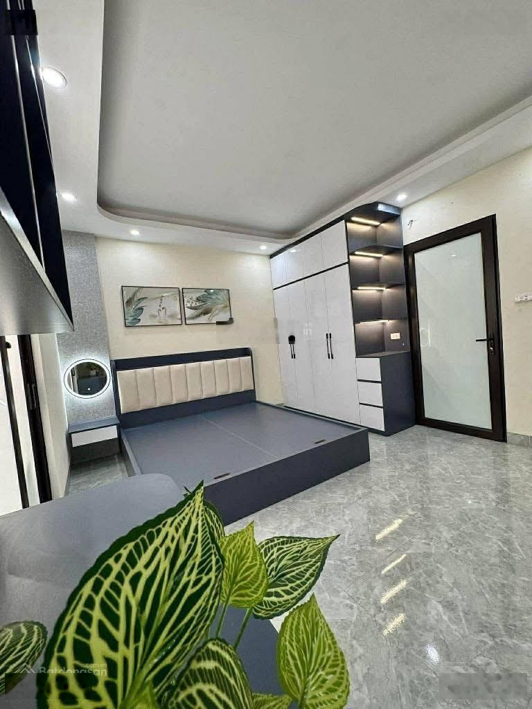 Giảm 500Triệu - Nhà Phố Thanh Đàm - VĨNh Hưng - lô Góc View hồ - nhiều sáng- Giá còn 6,56 tỷ