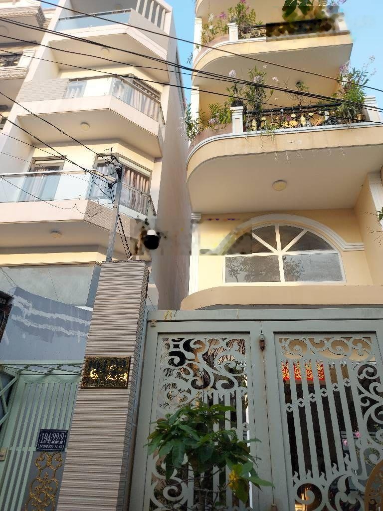 Bùi Minh Trực 3,5 tỷ Phường Bình Đông ( Cũ phường 5 Quận 8 ) + MÔ TẢ: HKĐC - HĐĐT. + Nhà chính chủ