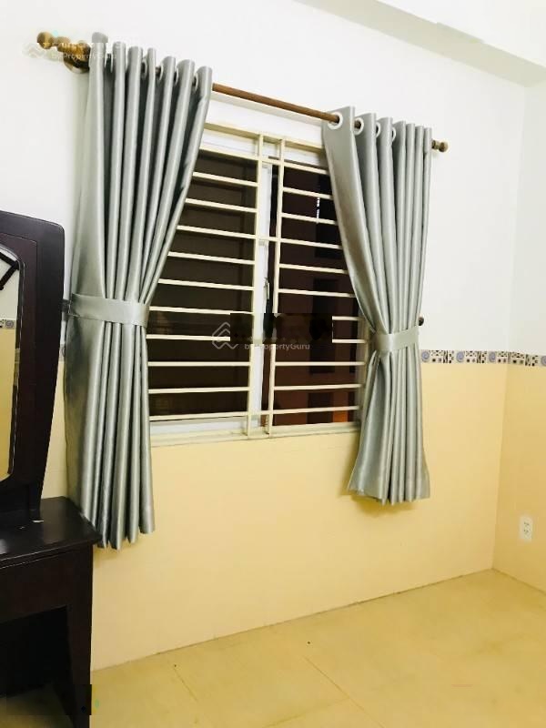 Bán căn hộ Phan Văn Trị 60m2: Tầng cao, hướng Đông, Full nội thất Giá thật 3 tỷ