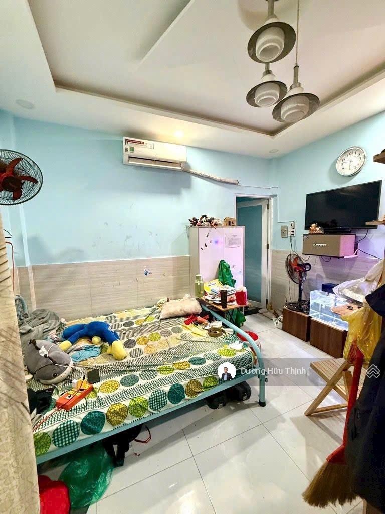 Ngộp !!. 34m2 sổ riêng , hoàn công đủ Giá 1ty9
