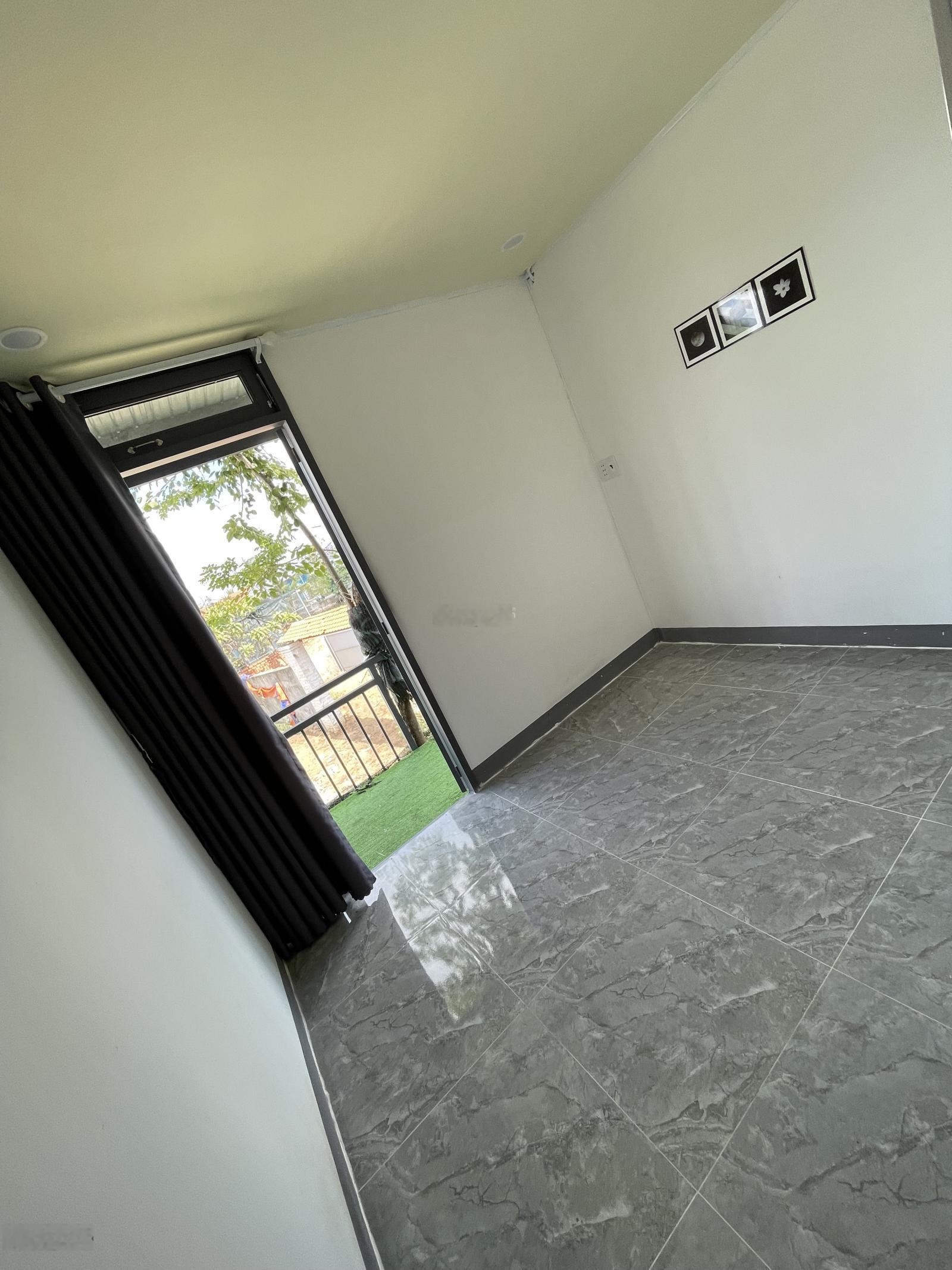 Cho thuê phòng trọ tại 1651/56, Lê Văn Lương, 2,3 triệu, 15m2, giá cực chất chỉ với