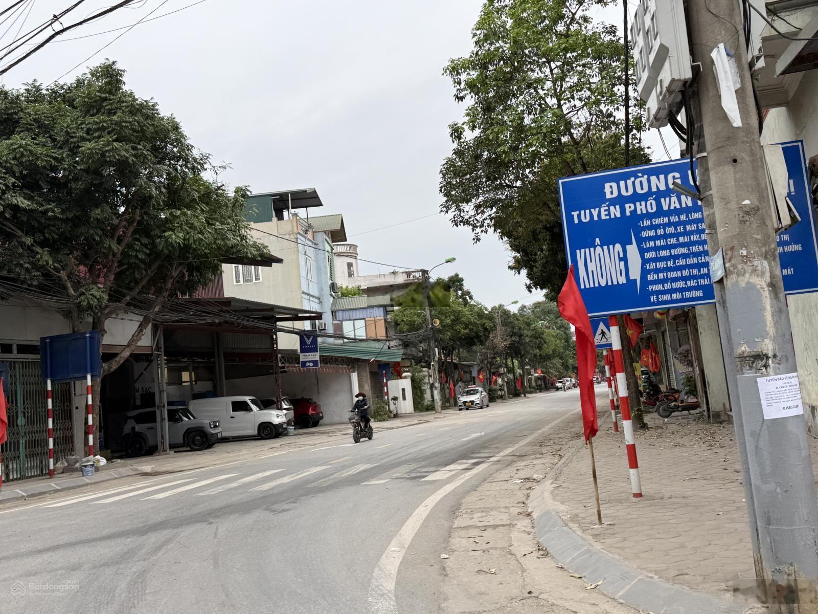 Bán gấp Nhà mặt phố 125m2 tại Uy Nỗ, Đông Anh, KINH DOANH SẦM UẤT