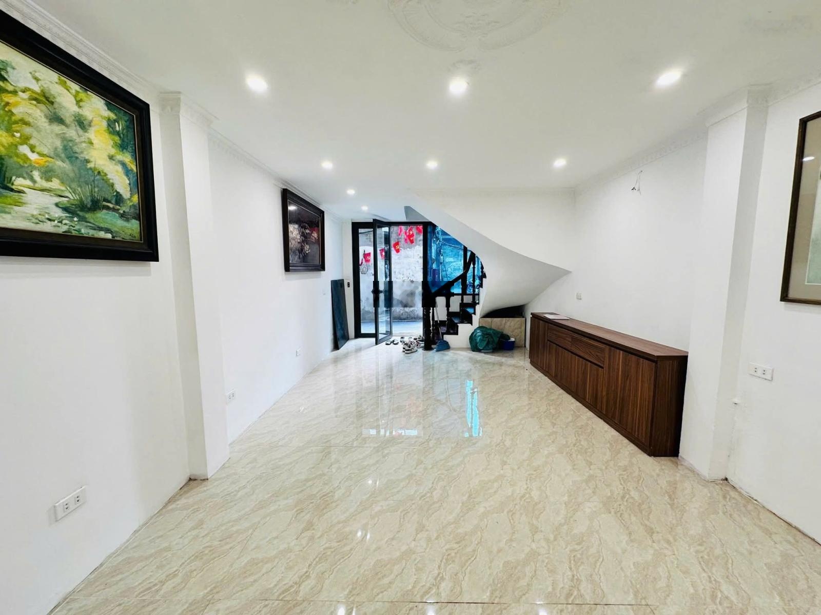 Không ảnh ảo không quy hoạch - Đẹp nhất Hoàng Hoa Thám view chung cư siêu thoáng