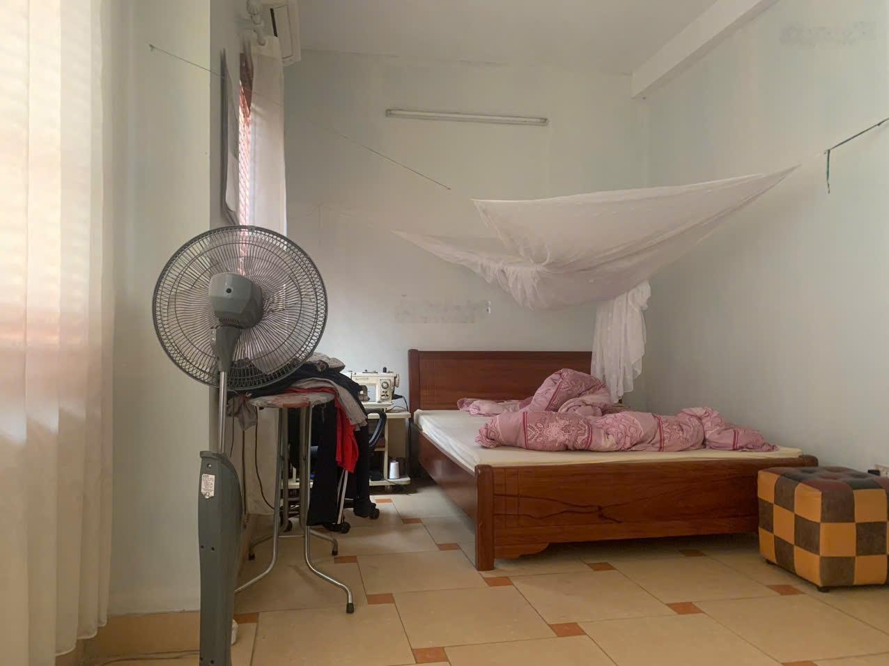 Bán nhà ngõ 279 Đội Cấn, Ba Đình 65m2 xây 5 tầng, cách đường ô tô 20m giá 15.8 tỷ