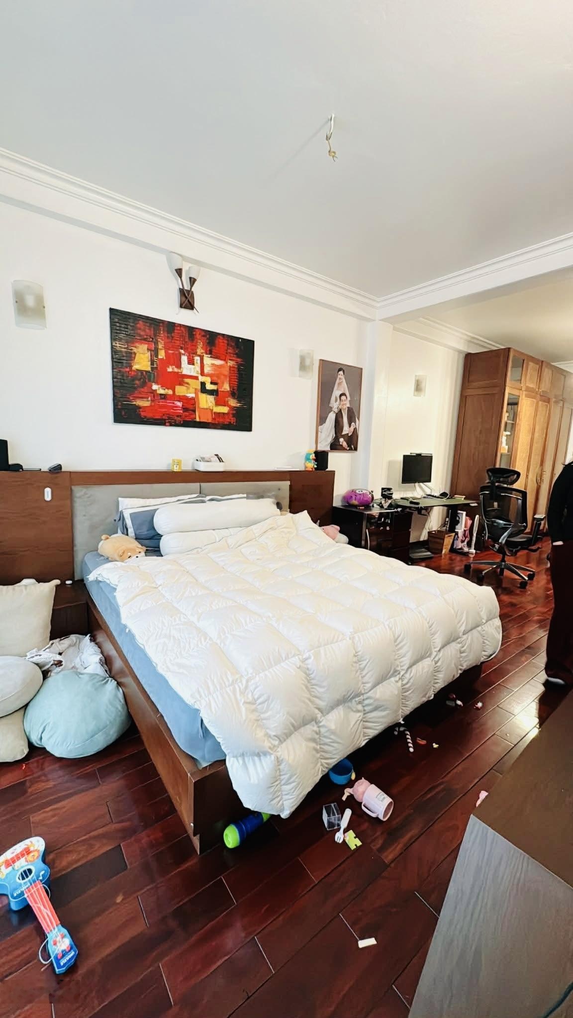 Bán Nhà Sân Vườn Quảng An - Xuân Diệu Tây Hồ 88m2 5 Tầng MT: 6.5m Ô Tô Qua, Giá: 32 Tỷ Thiện Trí