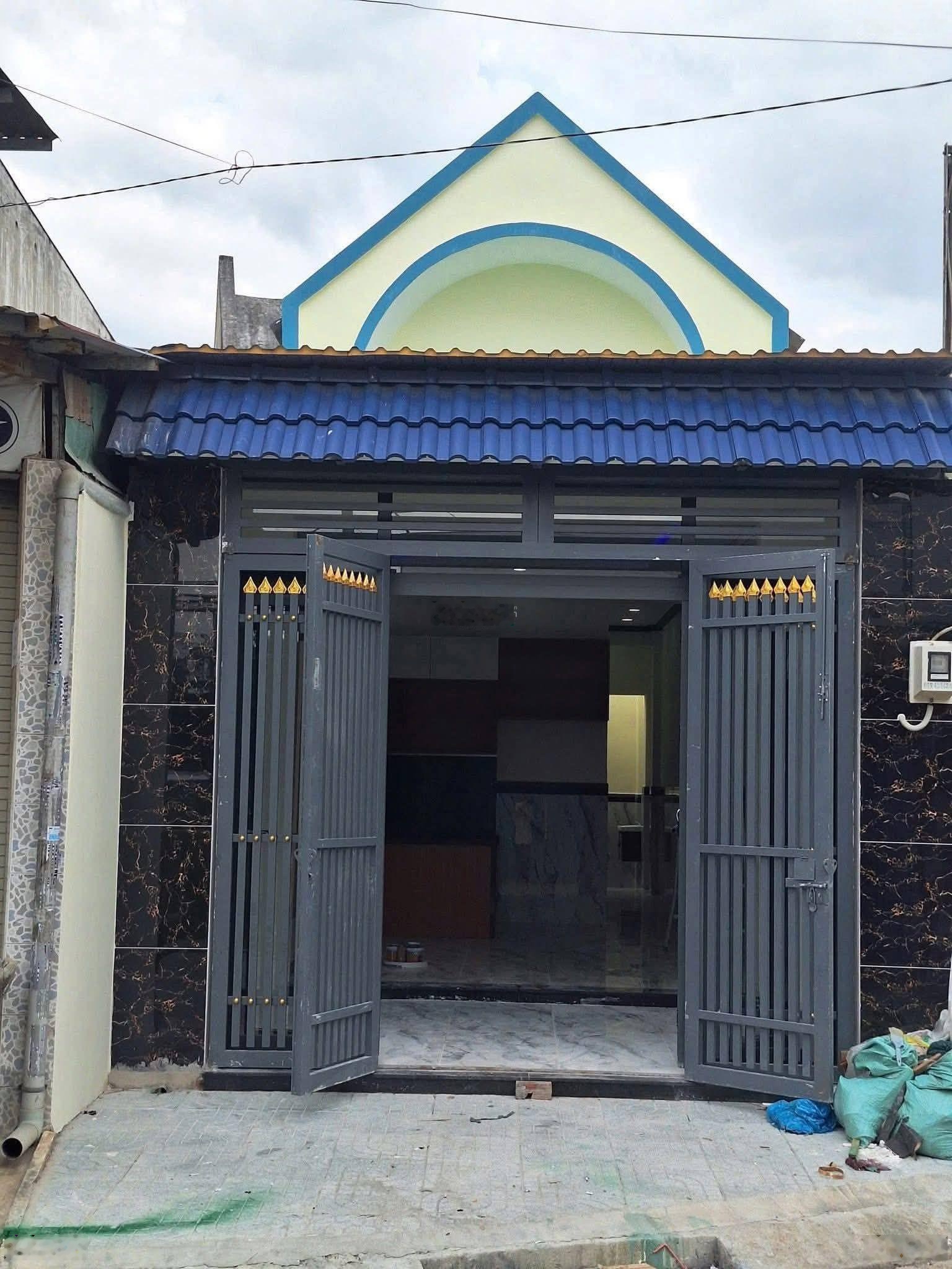 Bán nhà mặt tiền ttt10 - hóc môn - 60m2 - 4.299 tỷ