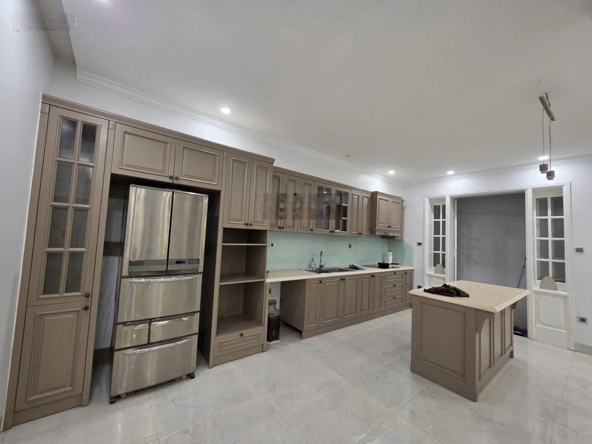 Biệt Thự ngay ngã 3 Tô Ngọc Vân_ Xuân Diệu_ Âu Cơ_ 160m_mt 8m_ Lô góc_ gần hồ Quảng Bá_ 79 tỷ