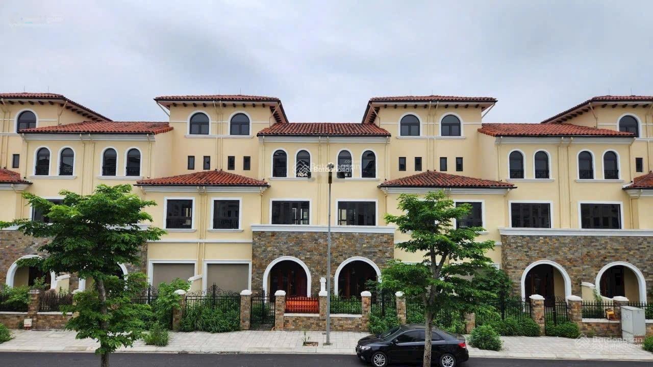 Chính chủ gửi bán căn liền kề 2 mặt thoáng khu vista Palma tại Nam An Khánh, An Khánh, HN