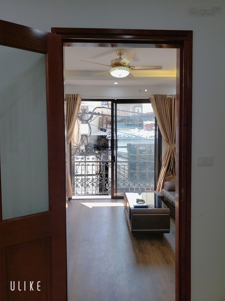 Chính chủ bán nhà mặt đường 10m vỉa hè 3m tại Quỳnh Đô 40m2 x 5T kinh doanh quá đỉnh. LH 0989109089