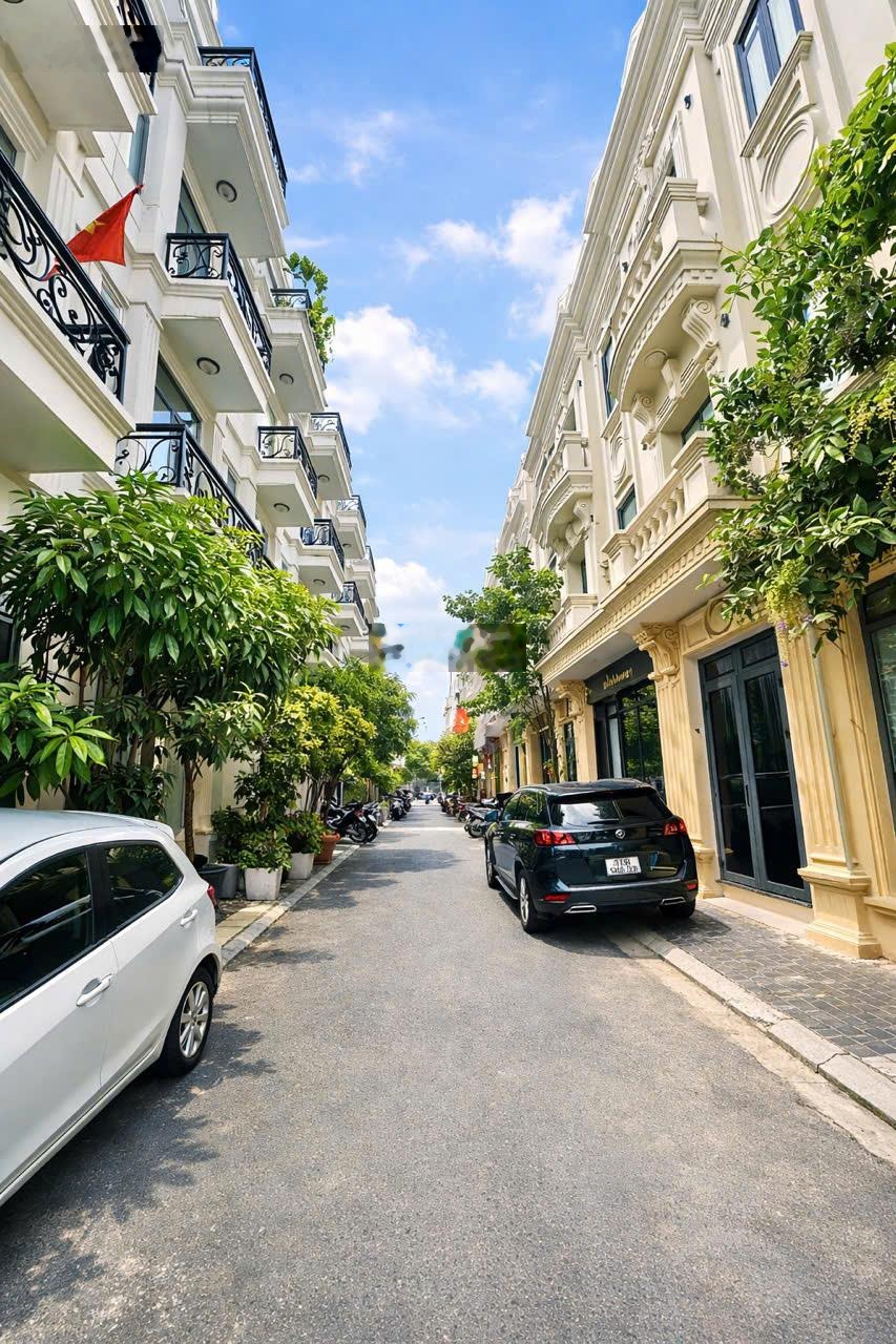 Không gian sống đáng giá khu phân lô vip Tô Hiệu Tân Phú HXH thông 68m2, 4 tầng