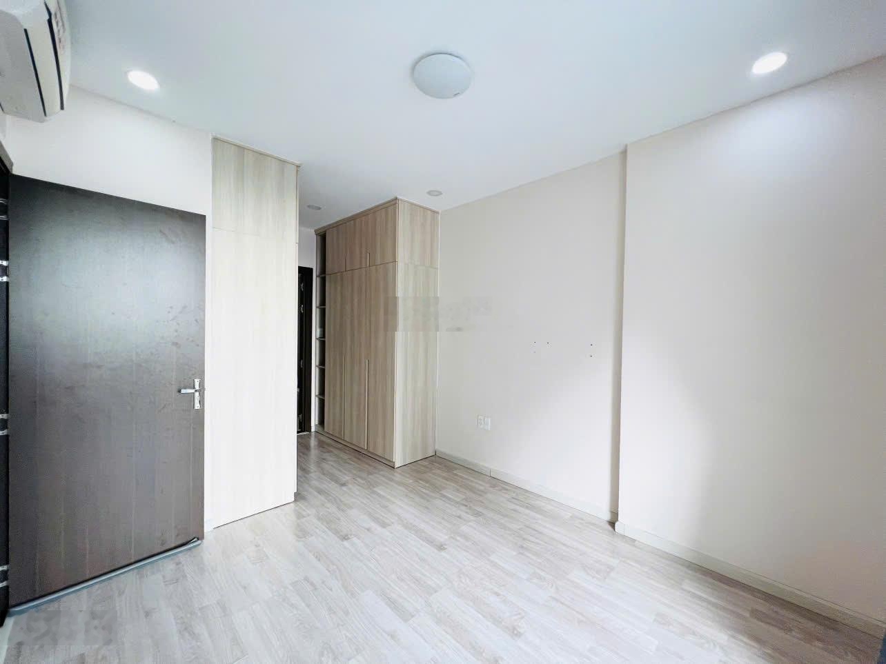 Cho thuê căn hộ 2pn 75m2 htcb toà golden mansion - chỉ 15tr/tháng - khu sân bay