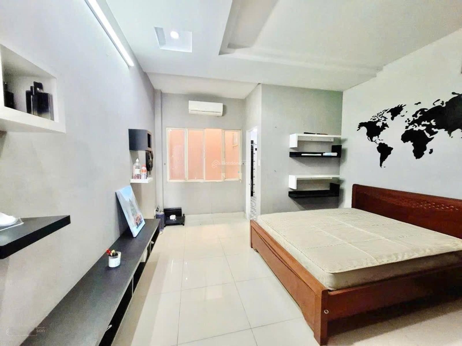 Bán nhà Tân Sơn Nhì, Tân Phú, 90m2, trệt lửng 3 lầu, chỉ 9 tỷ nhỉnh.