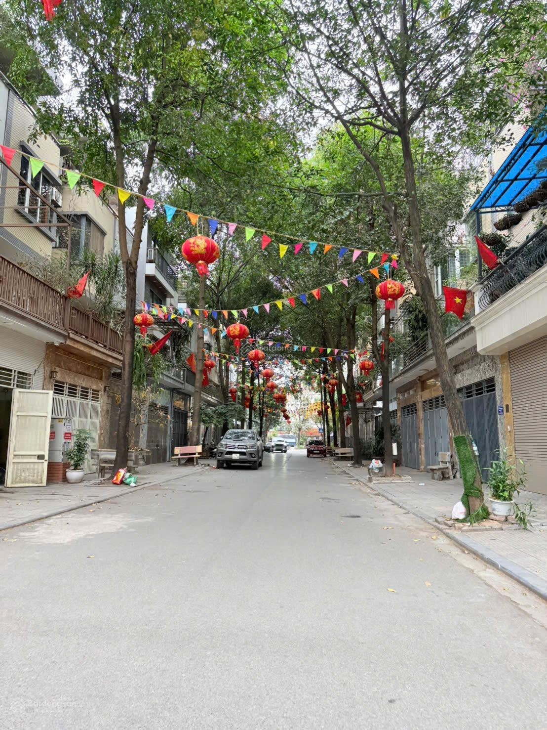 Bán nhà phố Mỗ Lao 57m-5 tầng thang máy vỉa hè kinh doanh 7m-ngay mặt phố Nguyễn Văn Lộc chỉ 18ty9