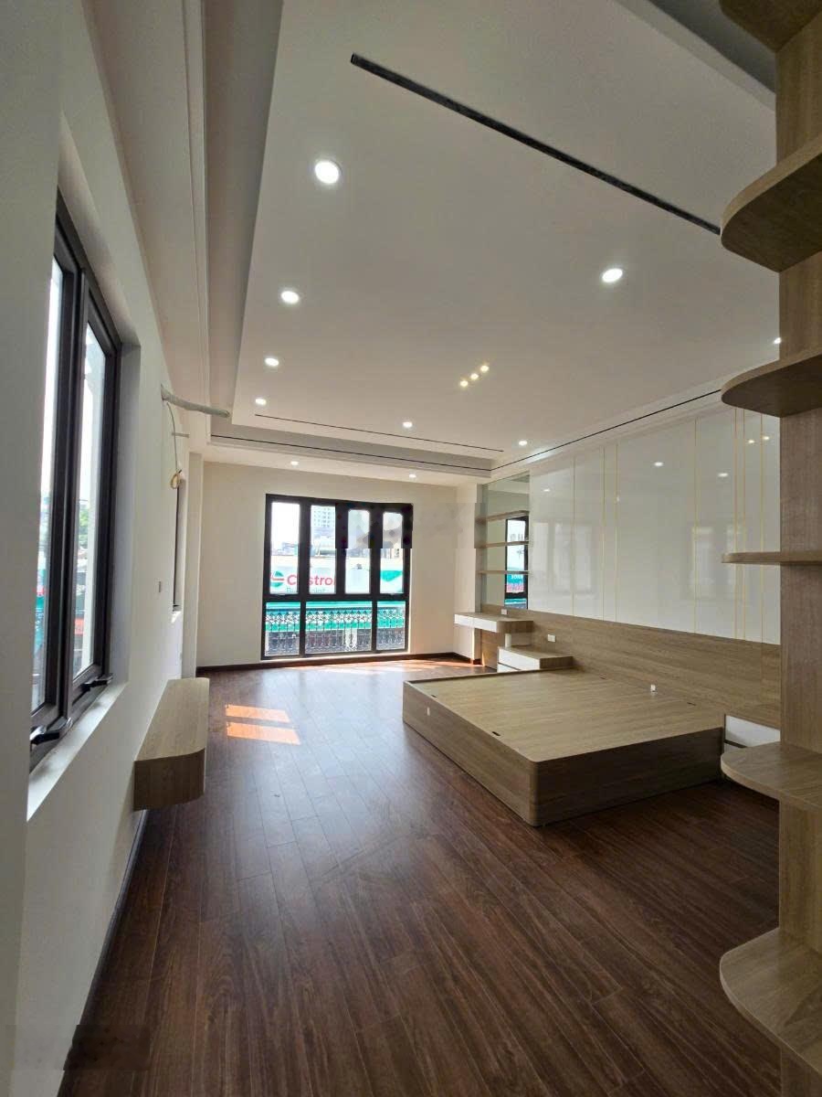 Bán mặt phố nguyễn đức cảnh | 48m2 | 6 tầng mới | mt 4.2m | giá chỉ 23.5 tỷ