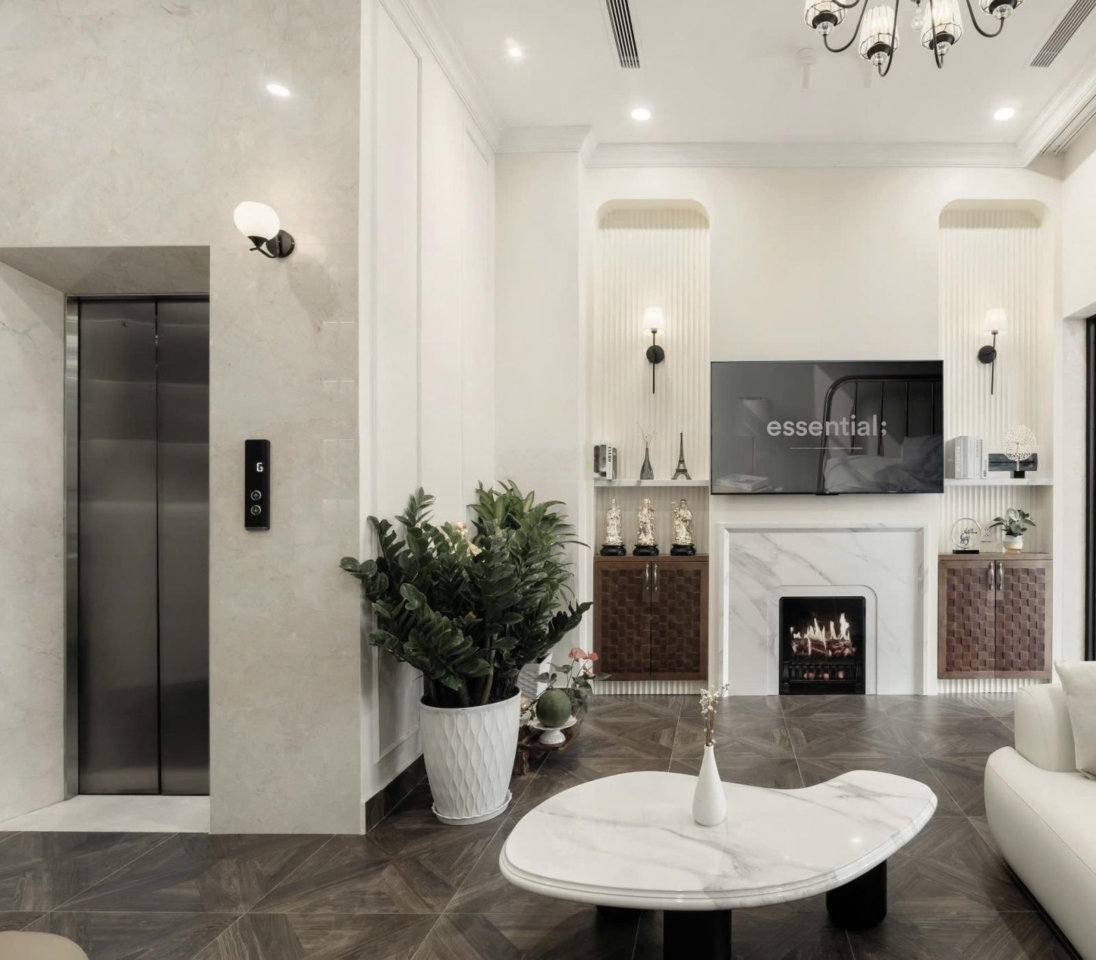 Chính chủ gửi bán nhà phố Cityland, thang máy, nhà mới, để lại toàn bộ nội thất tân cổ điển Châu Âu