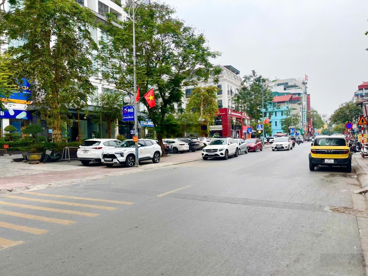 Hiếm, ph lô hk, vh, ô tô tránh, kd, (giảm 1.7 tỷ), nguyễn sơn, bồ đề, lb, dt 90 m, 4 t, giá 28 tỷ 4