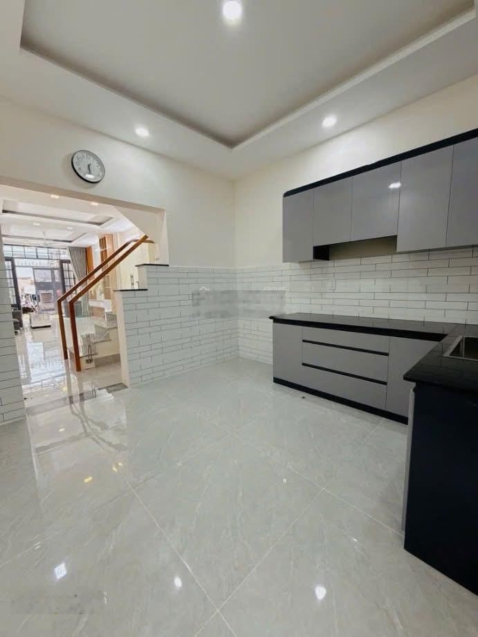 Siêu đẹp - Nhà kiên cố - Đường Trường Sa - Gần Cầu Thị Nghè - Giá tốt - Công chứng liền