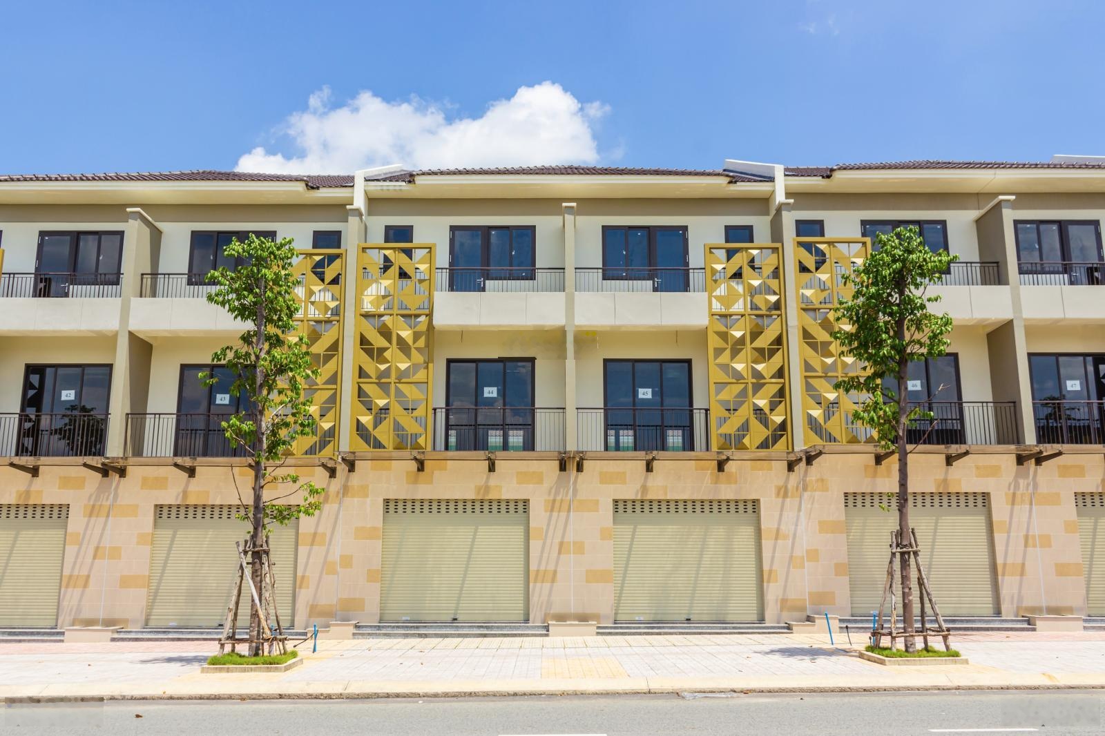 Duy nhất căn shophouse 3 tầng suncasa central 100m2 giá 3.66tỷ/100m2 full cho thuê từ 17tr/tháng