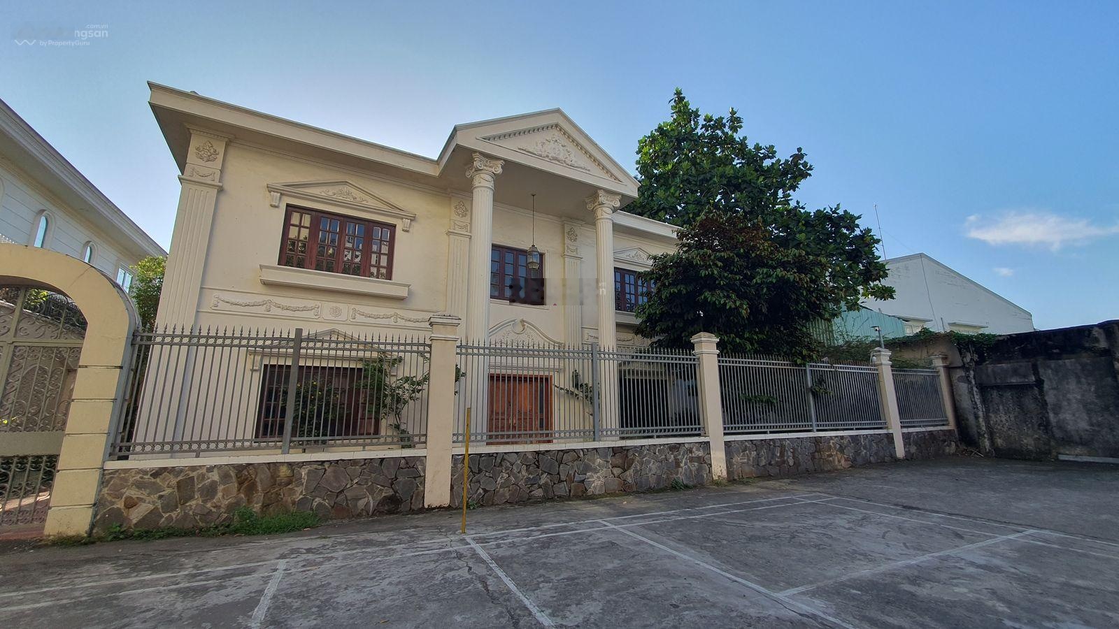 Bán Villa Lê Quý Đôn 715.9m² 2 tầng - 72 tỷ - biệt thự hồ bơi làng đại học thủ đức