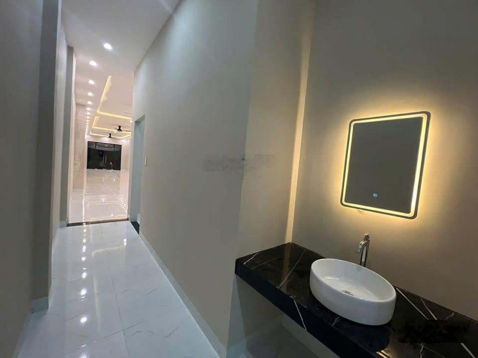 Bán đất mt đặng vũ hỷ, thông võ văn kiệt gần trung tâm tài chính sơn trà, vừa sửa mới để cho thuê..