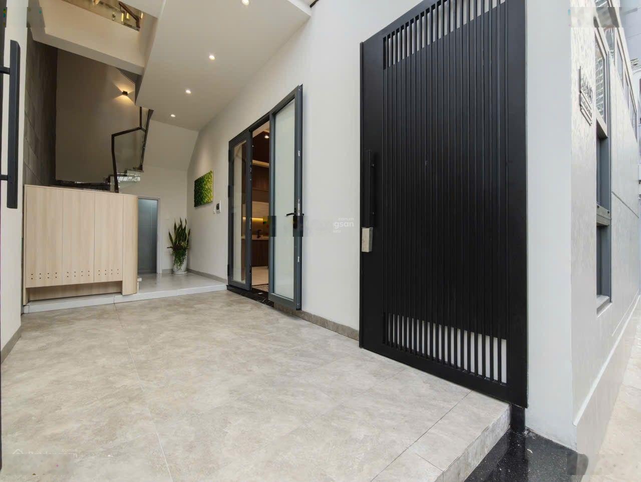 Bán nhà phố xây mới 100% huỳnh tấn phát, quận 7. giá 8tỷ700 triệu