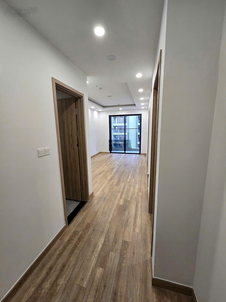 Cho thuê căn 3PN, 110m2 tại chung cư The Wisteria, Hoài Đức, có điều hòa. Giá 9 tr/tháng