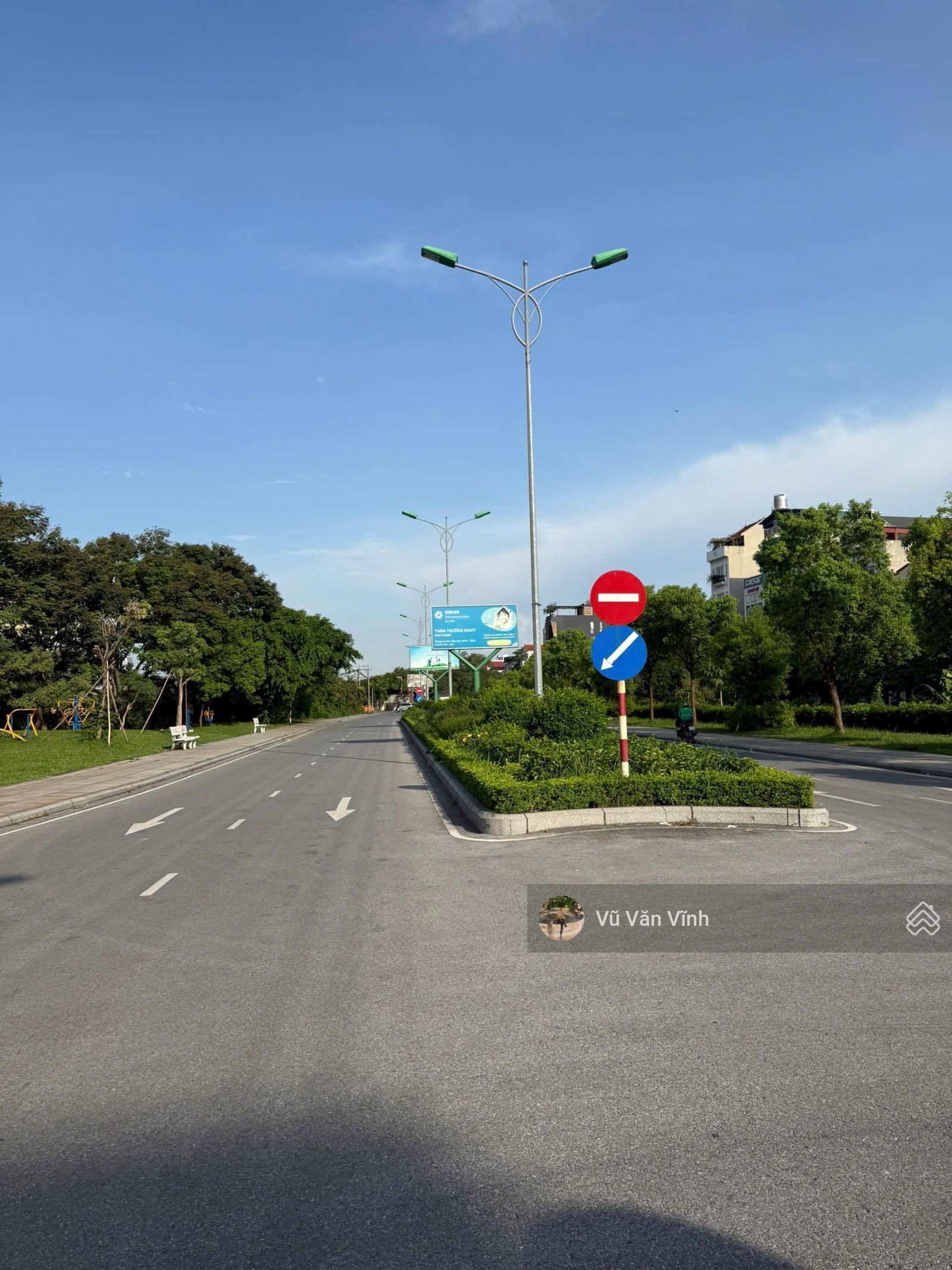 Bán đất khu Quân Đội 918, cạnh sân Golf, ô tô tránh, vỉa hè rộng, 51m2, giá nhỉnh 12 tỷ.