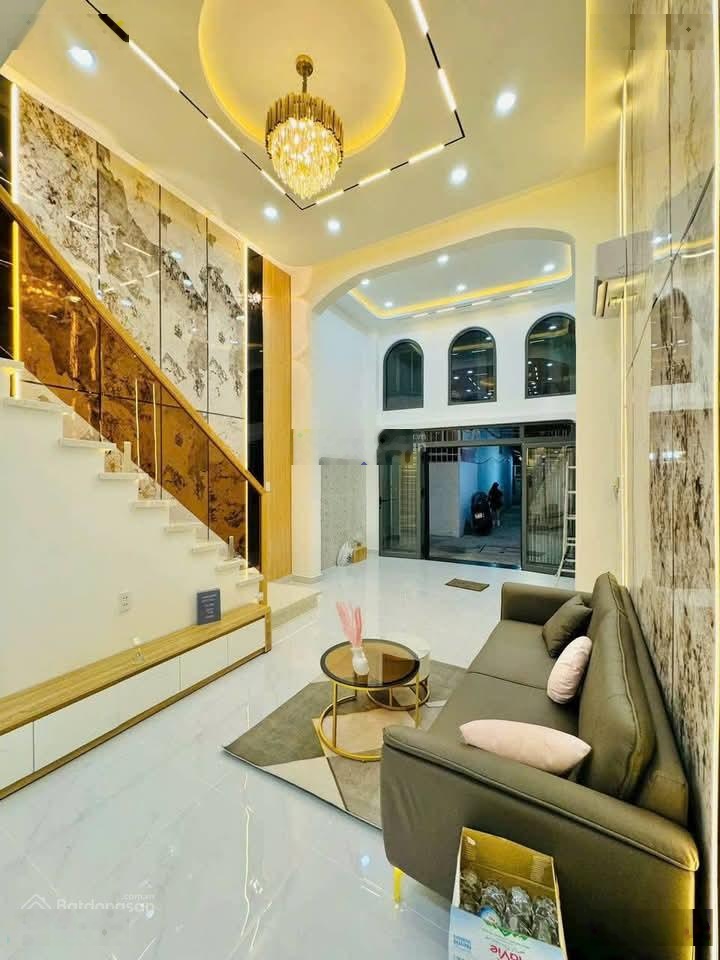 Định cư Mỹ bán gấp nhà Nguyễn Hữu Tiến, Tân Phú. Giá 3,05 tỷ, DT 56m2, LH Như 0766372453, hẻm 4m