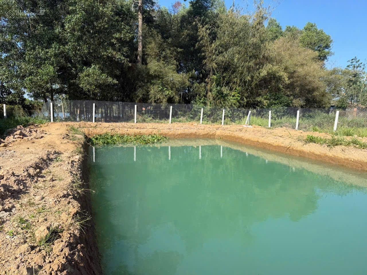 Cần bán mặt tiền đường HL7, view sông, diện tích 20m x 85m (nở hậu), giá bán 6,9tr/m2