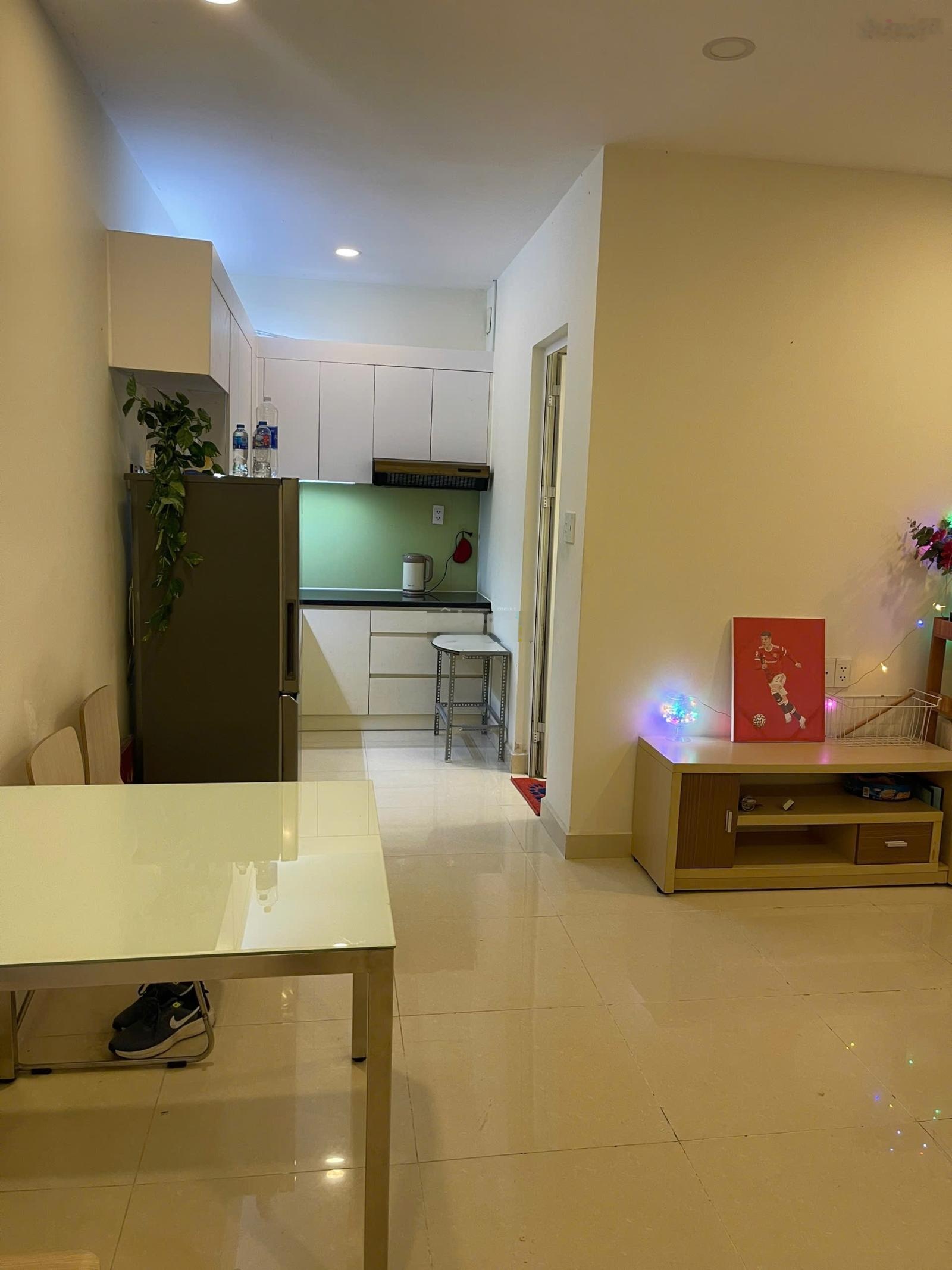 Đủ nội thất giá 8tr có nội thất 2PN 2WC nhà trống dọn liền ở ưu tiên gia đình ít người