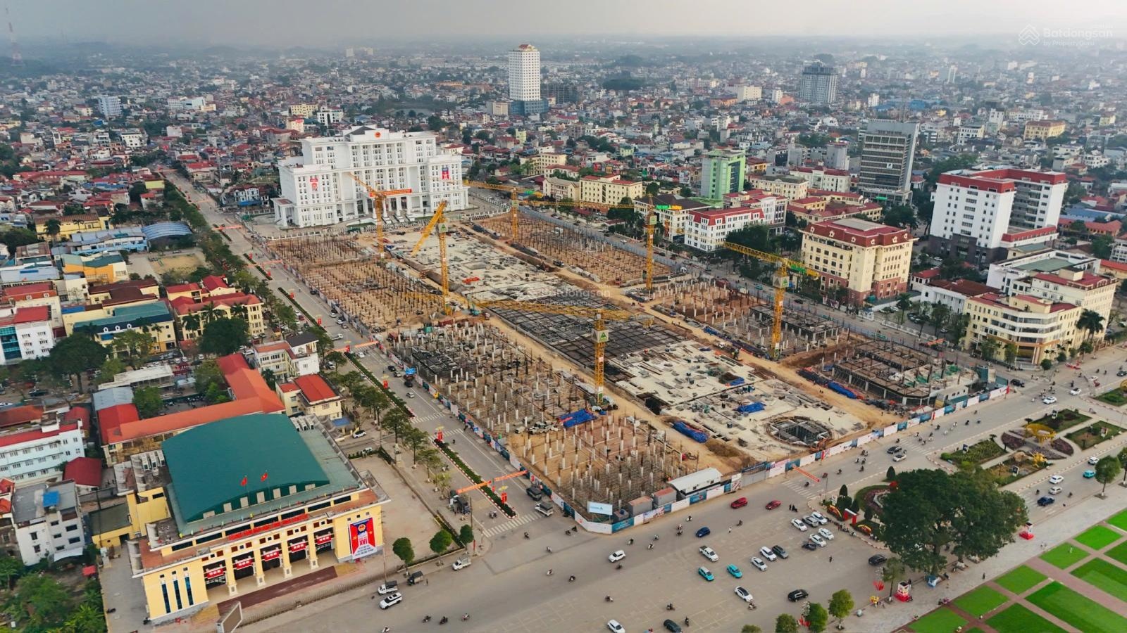 Bán nhà 6 tầng - phố đi bộ Thái Nguyên 0399408307 Ms. Sao