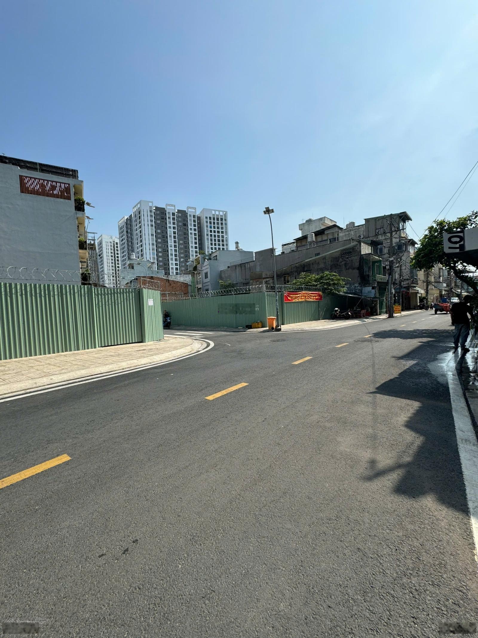Bán đất khu phân lô mặt tiền hẽm 87 Tô Hiệu rộng 10m thông .Giá 7,35 tỷ/ lô - P Hiệp Tân,Q Tân Phú