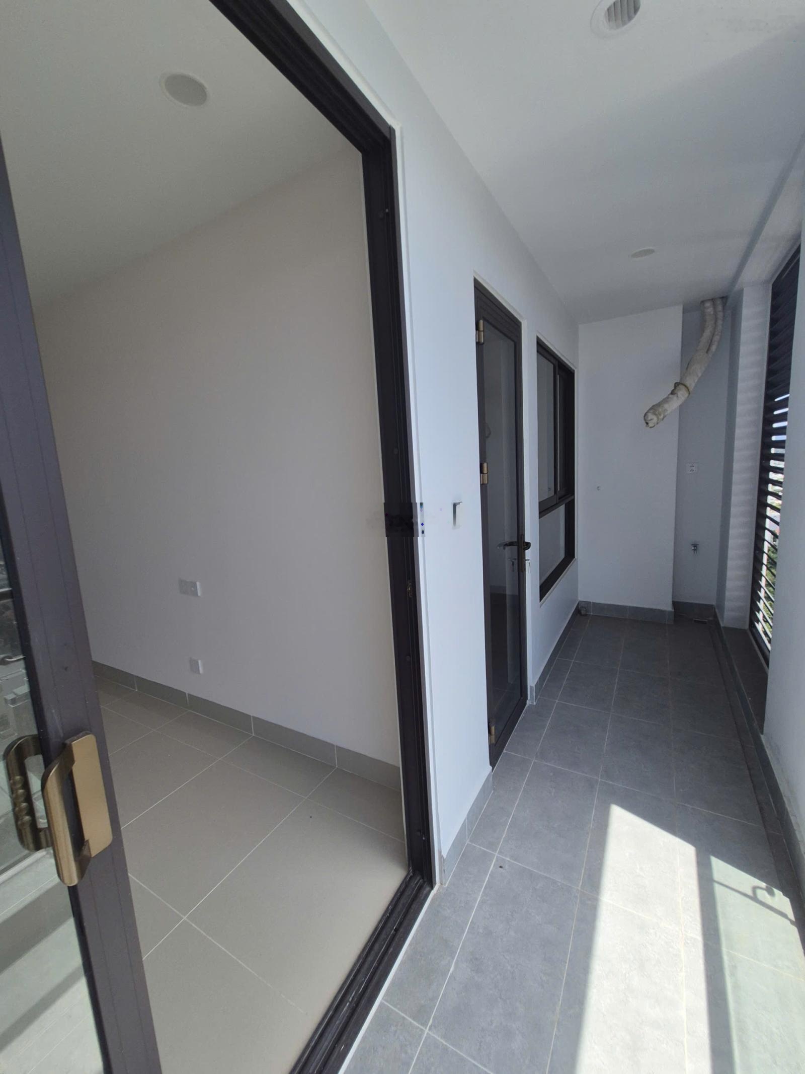 Căn hộ Vung Tau Centre Point, 85m2, 2PN- 2WC, hướng Đông Nam, View Hồ, Biển, Sân Golf. Giá 4,4 tỷ