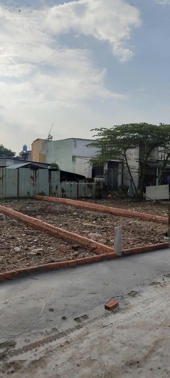 Bán Đất tại Đường Ấp 4,đông Thạnh , hóc môn,gia :3,5 tỷ, 102,6 m2 giá tốt