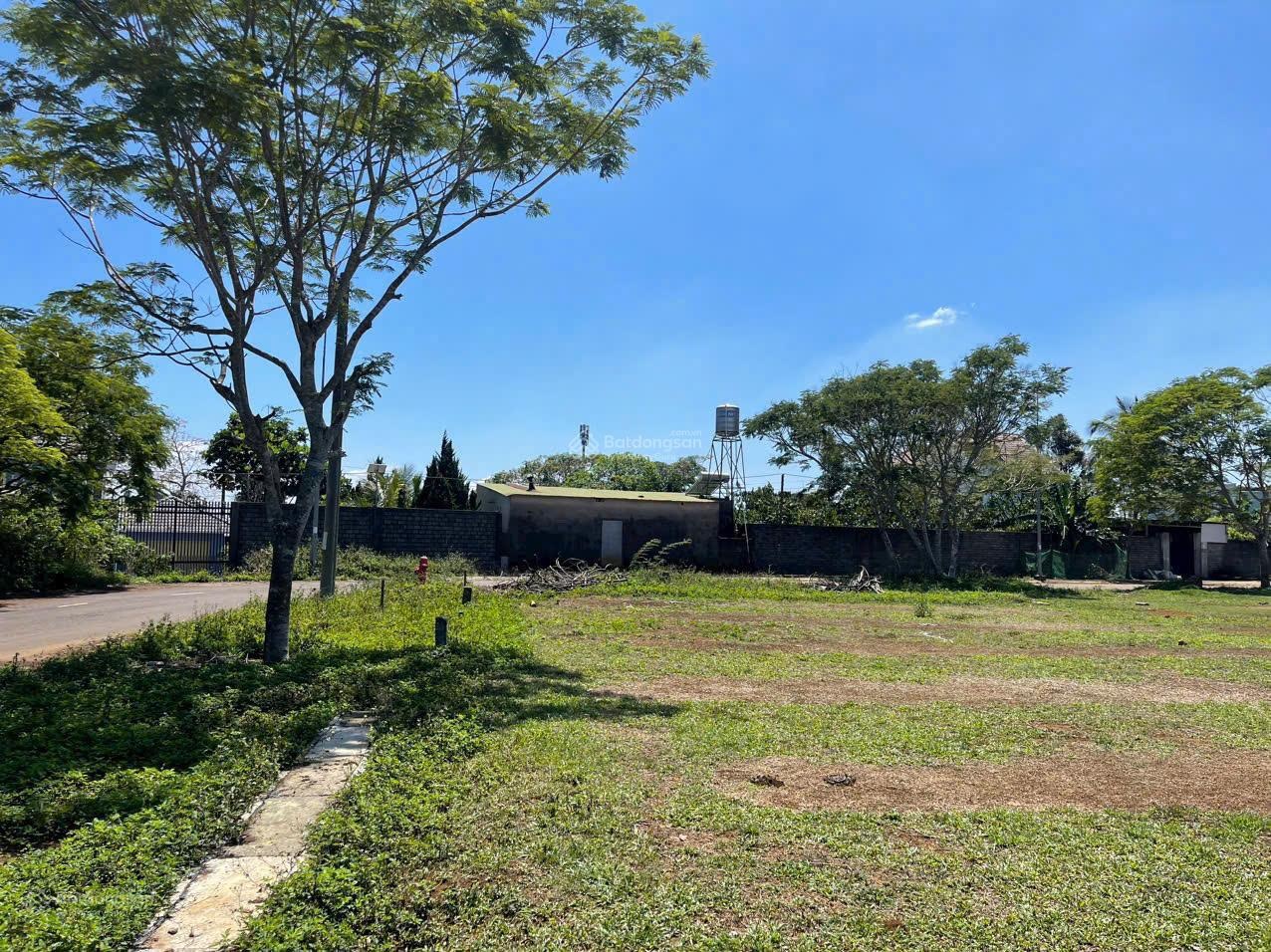 Chốt giá 1,3 tỷ bán lỗ lô đất khu Golden City Lộc Phát Bảo Lộc, 137m2 full thổ